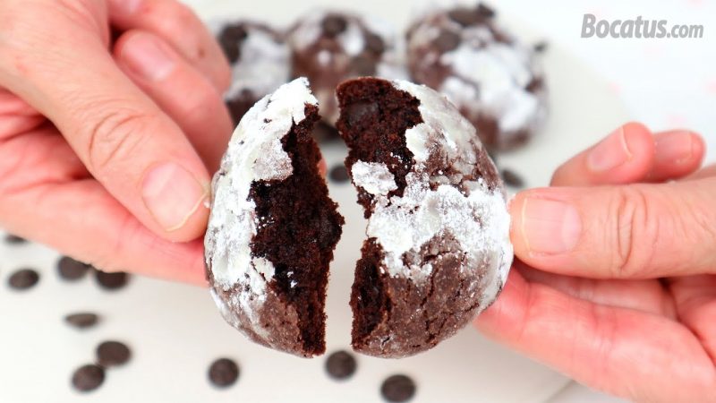 Galletas de chocolate craqueladas