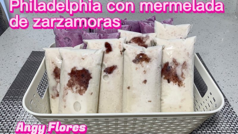 Helados de philadelphia con mermelada de zarzamoras